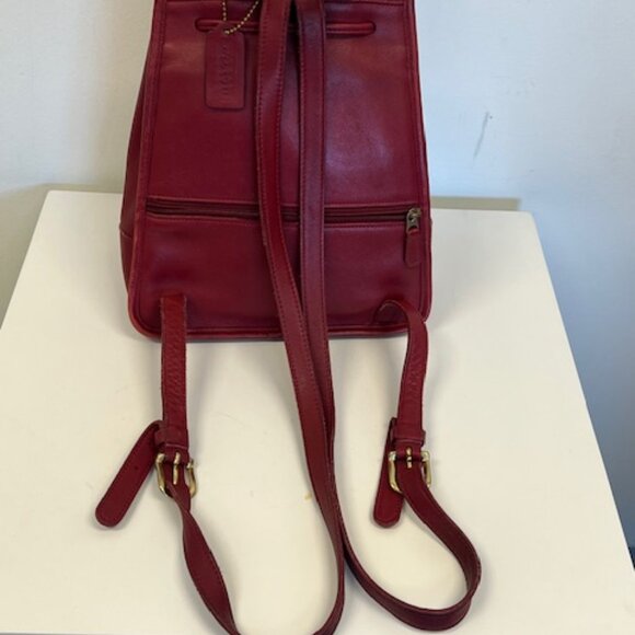 COACH backpack shoulder red color - Picture 3 of 9